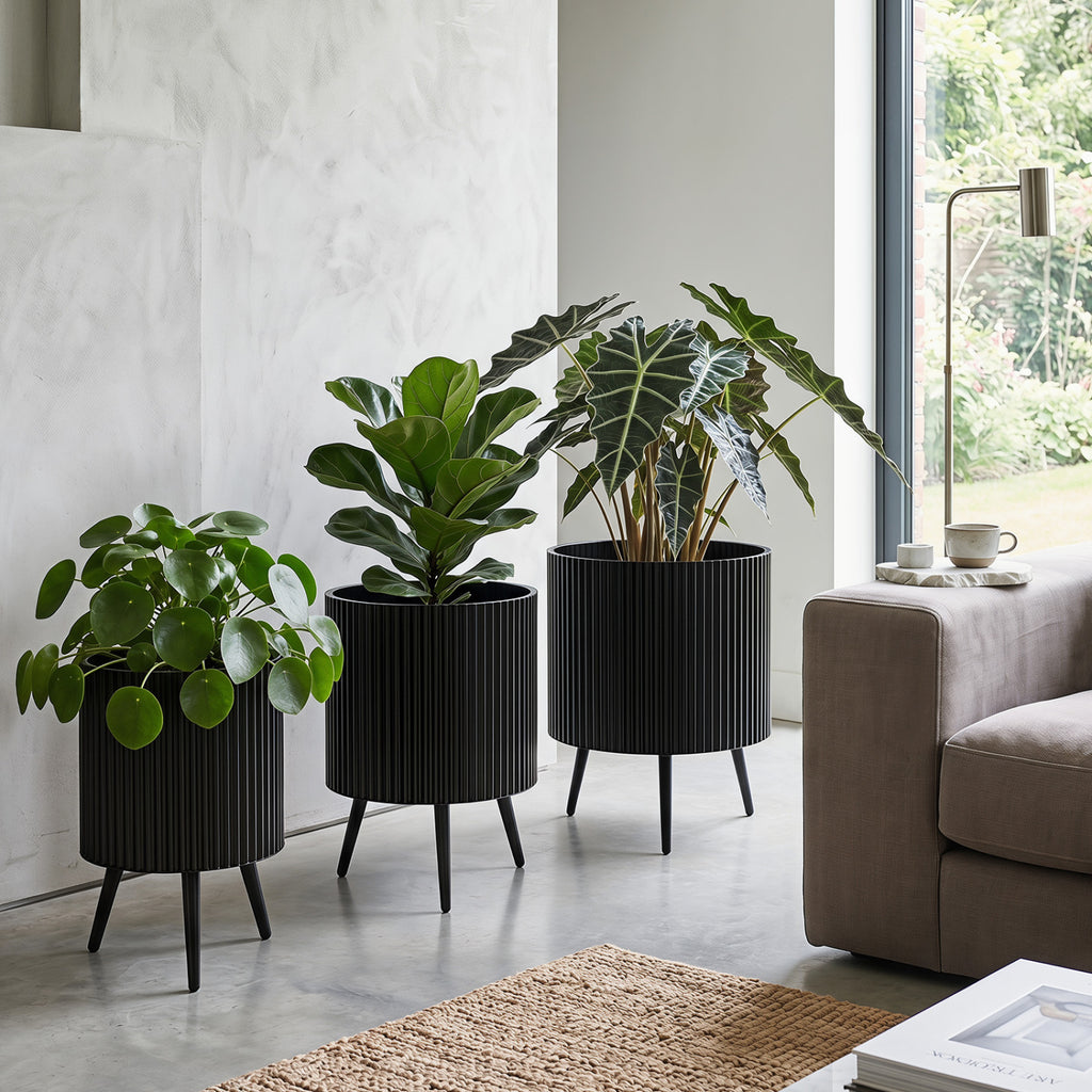 16.5 Inch Plant Pot with Stand and Tapered Legs for Garden