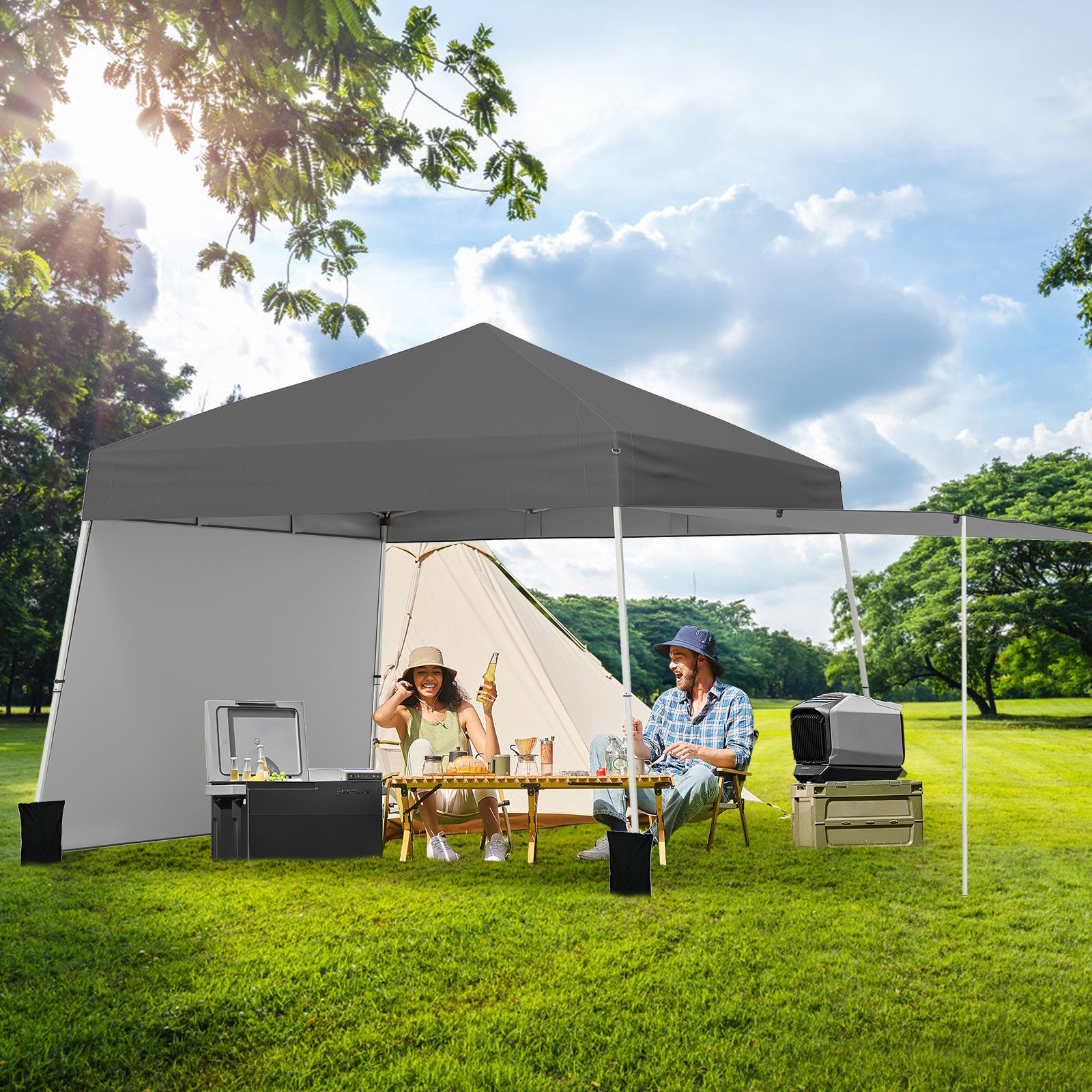 Tonnelle escamotable 14 x 9,2 pieds avec 2 parois latérales convertibles en auvent et piquets - Grise