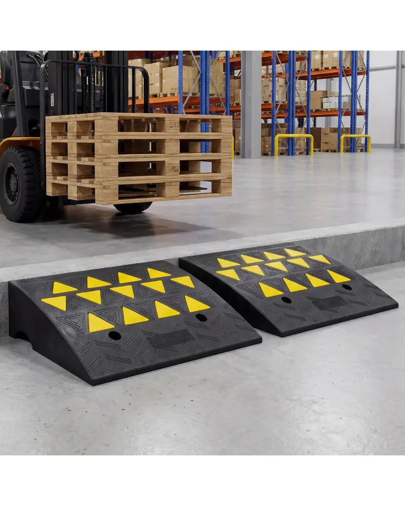 2 Pcs Driveway Threshold Ramps with 5/6 Inch Rise for Medium Trucks-M - Black - Garages