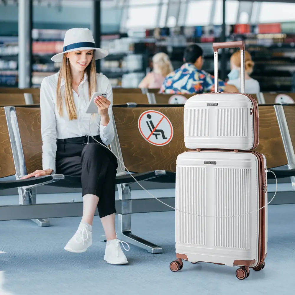 2-Piece Luggage Set 20 Inch Carry-on Suitcase and 14 Inch Cosmetic Case-White - White - Camping
