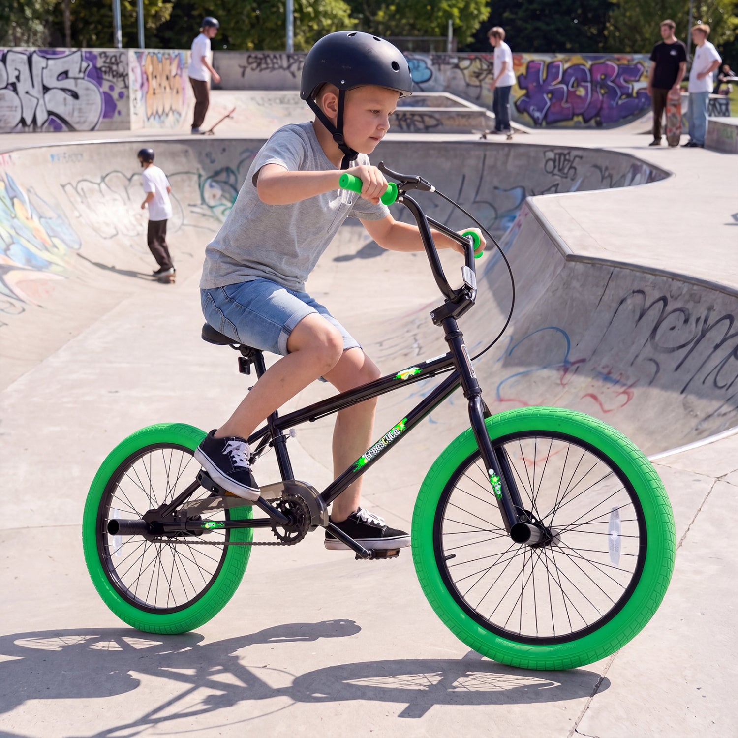 20" Trick Bicycle with 360 Degree Steering and Adjustable Seat for Kids and Teens-Green