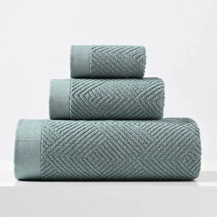 3‑Piece 100% Cotton Bath Towel Set – Soft, Quick‑Dry, Highly Absorbent Combed Cotton Towels (70×140 cm) for Bathroom, Toilet, Home & Family - Oasis Home Essentials