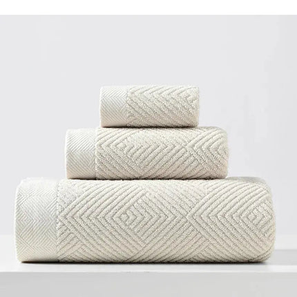3‑Piece 100% Cotton Bath Towel Set – Soft, Quick‑Dry, Highly Absorbent Combed Cotton Towels (70×140 cm) for Bathroom, Toilet, Home & Family - Oasis Home Essentials