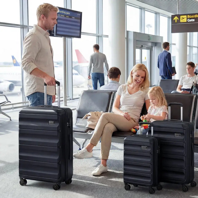 3-Piece Hardside Luggage Set 20/24/28 Inch Lightweight Hardside Suitcases-Black - Black - Camping