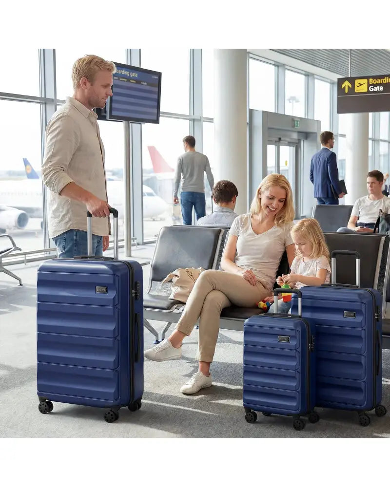 3-Piece Hardside Luggage Set 20/24/28 Inch Lightweight Hardside Suitcases-Navy - Navy - Camping