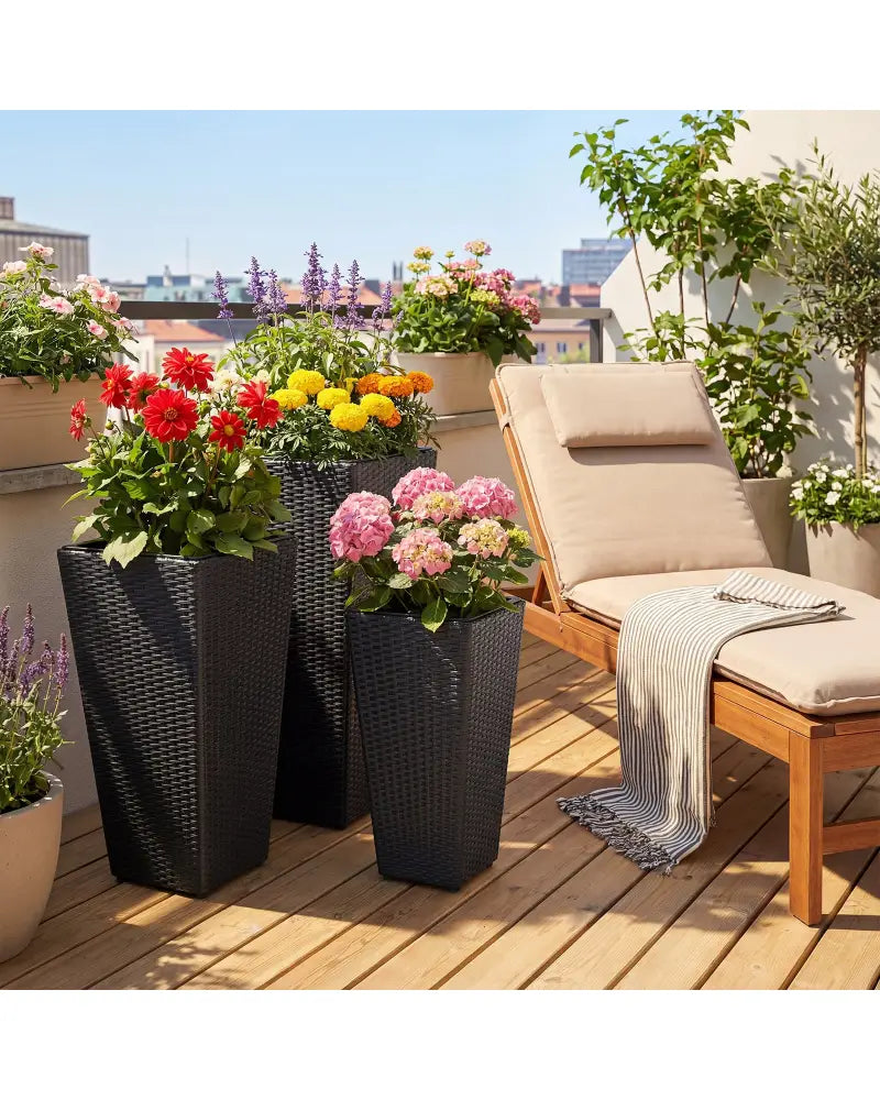 3-Piece Wicker Planters Tapered PP Rattan Plant Boxes with Plastic Flower Pots-Black - Black - Raised Garden Beds