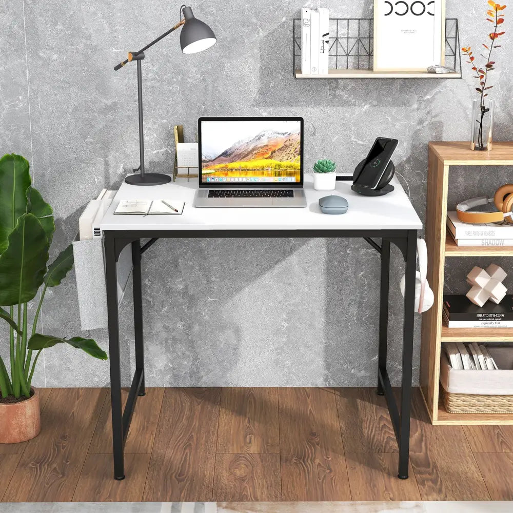 32 Inch Computer Desk Small Home Office Desk with Charging Station-White - White - Writing Desks