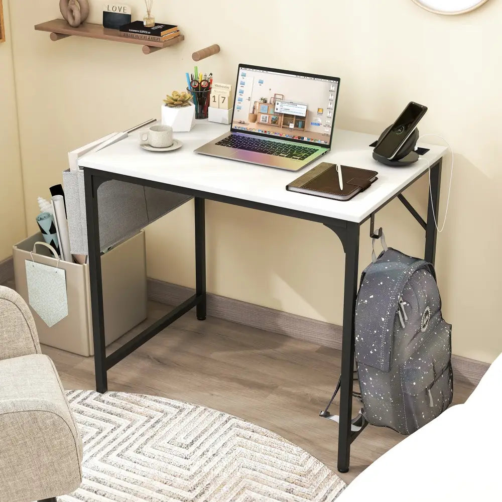 32 Inch Computer Desk Small Home Office Desk with Charging Station-White - White - Writing Desks