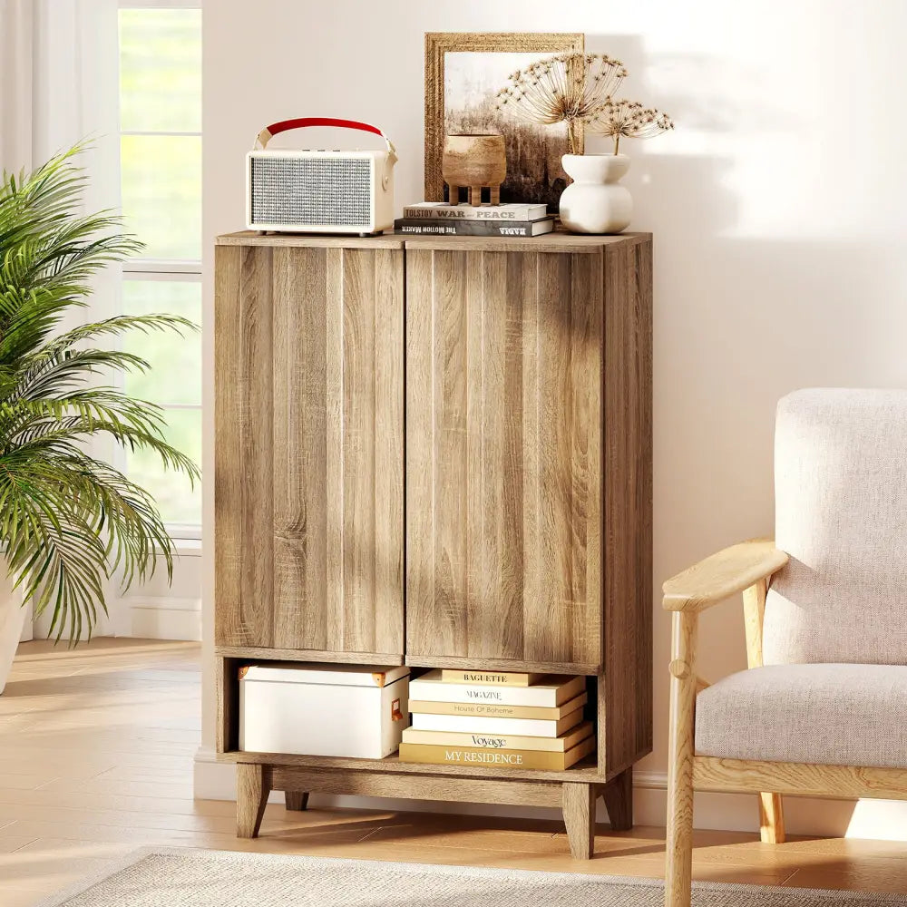 6-Tier Shoe Storage Organizer with 2 Fluted Doors-Oak - Oak - Shoe Racks & Storage Benches