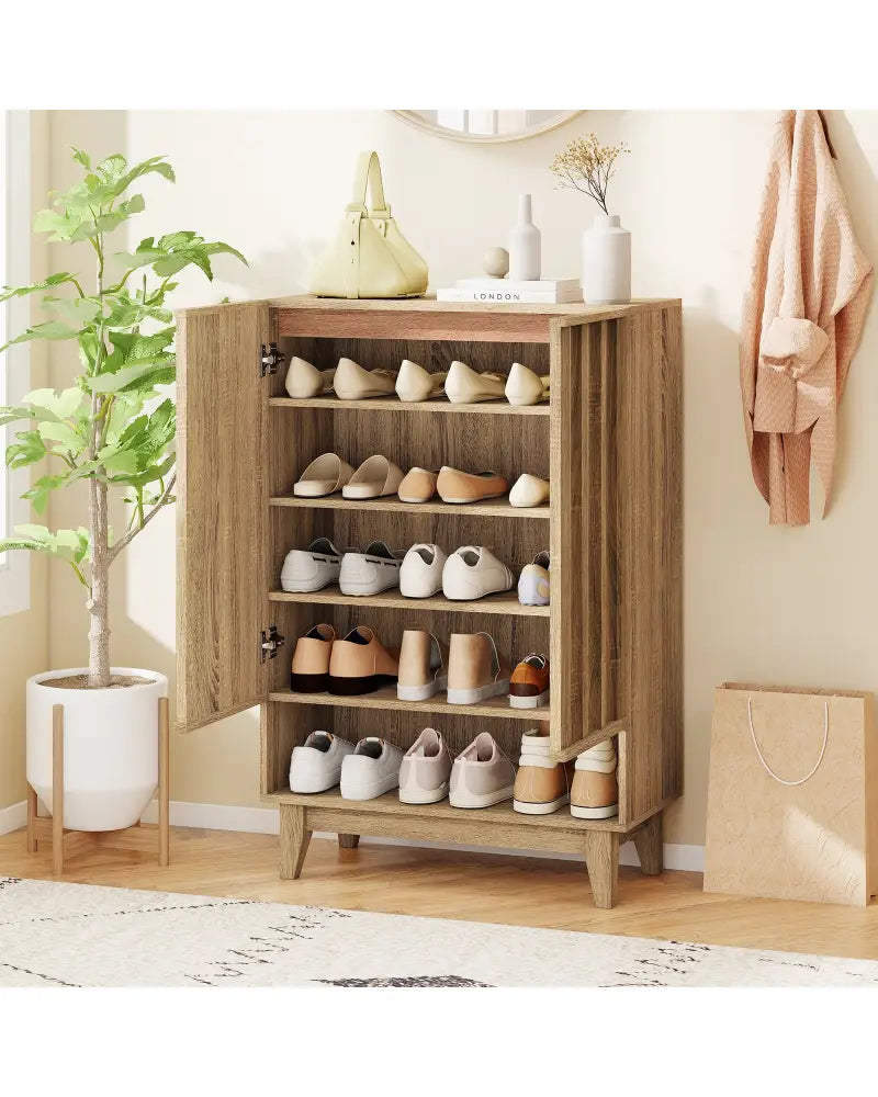 6-Tier Shoe Storage Organizer with 2 Fluted Doors-Oak - Oak - Shoe Racks & Storage Benches
