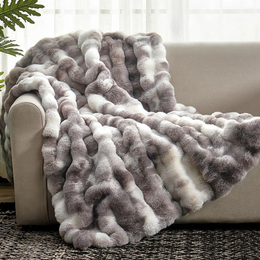 Cozy Faux Fur Bubble Throw Blanket – Soft Plush Thick Sofa Blanket