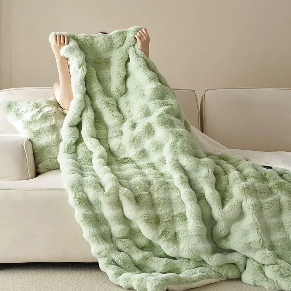 Cozy Faux Fur Bubble Throw Blanket – Soft Plush Thick Sofa Blanket