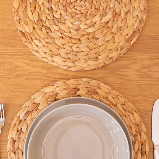 Round Woven Placemats Set of 4 – Natural Water Hyacinth Table Mats