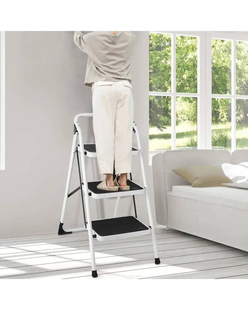 Folding 3-Step Ladder with Handgrip and Anti-Slip Platform - White - Ladders