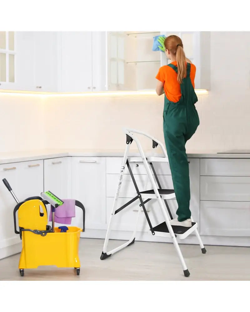 Folding 3-Step Ladder with Handgrip and Anti-Slip Platform - White - Ladders