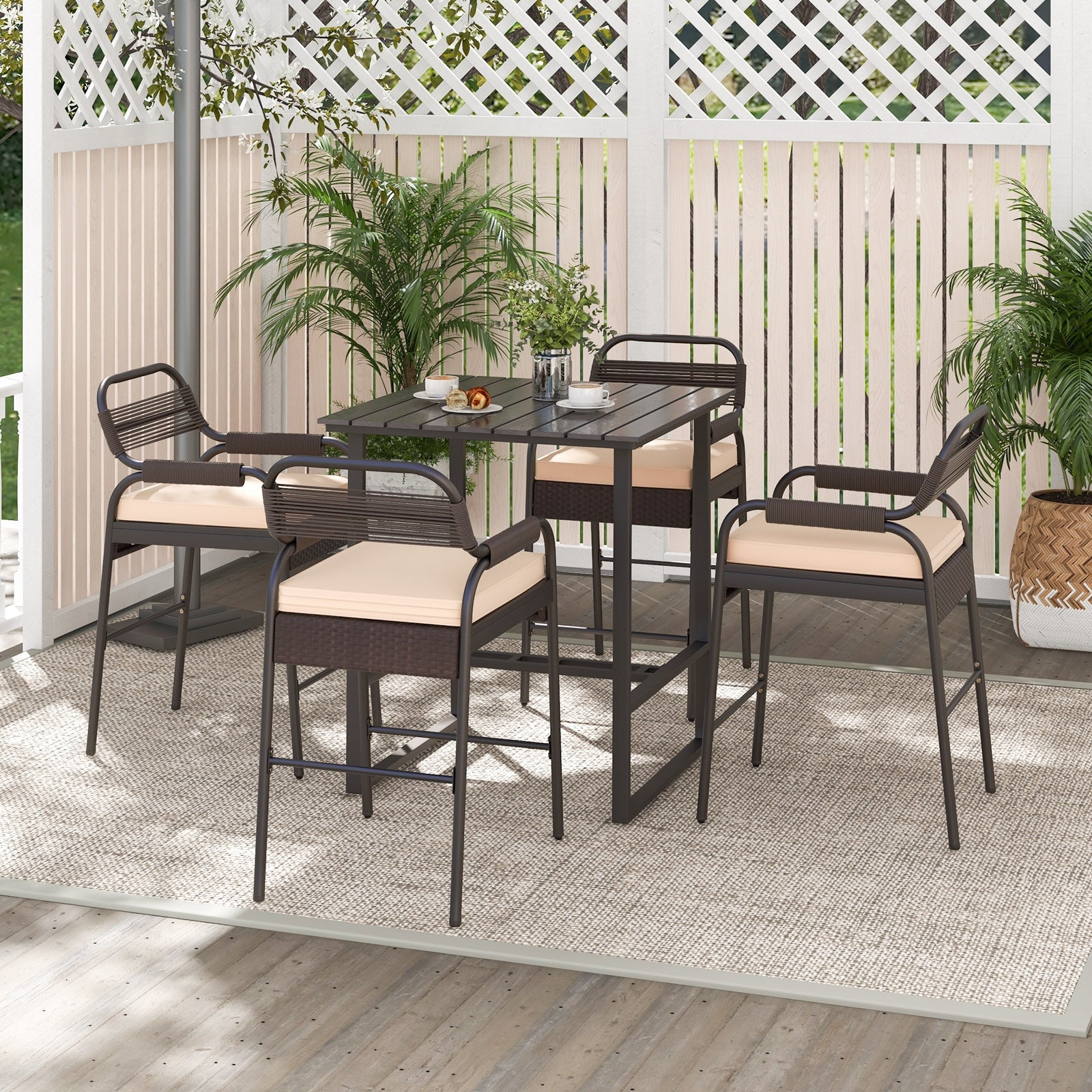 Ensemble de bar 5 pièces en rotin, avec 4 tabourets et une table en polywood - Marron