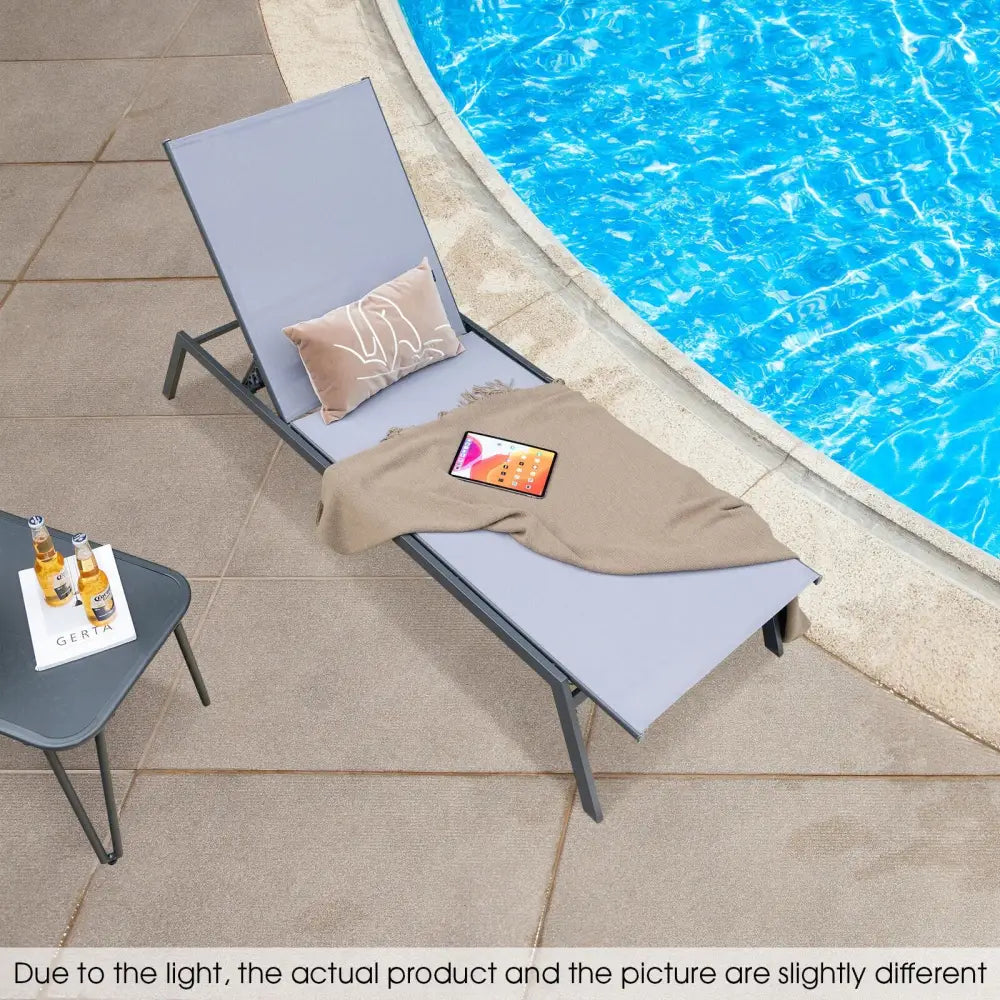 Outdoor Adjustable Chaise Lounge Chair with Lay Flat Position and Quick-Drying Fabric - Multicolor - Outdoor Chaise