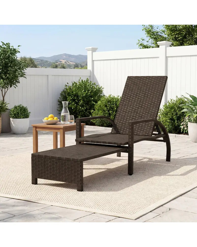 Patio Chaise Lounge Outdoor Rattan Lounge Chair with Retractable Ottoman - Brown - Outdoor Chaise Lounges