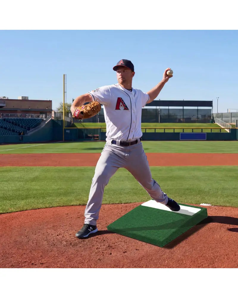 Portable Pitching Mound with Baseball Pitching EVA Carry Handle - Golf