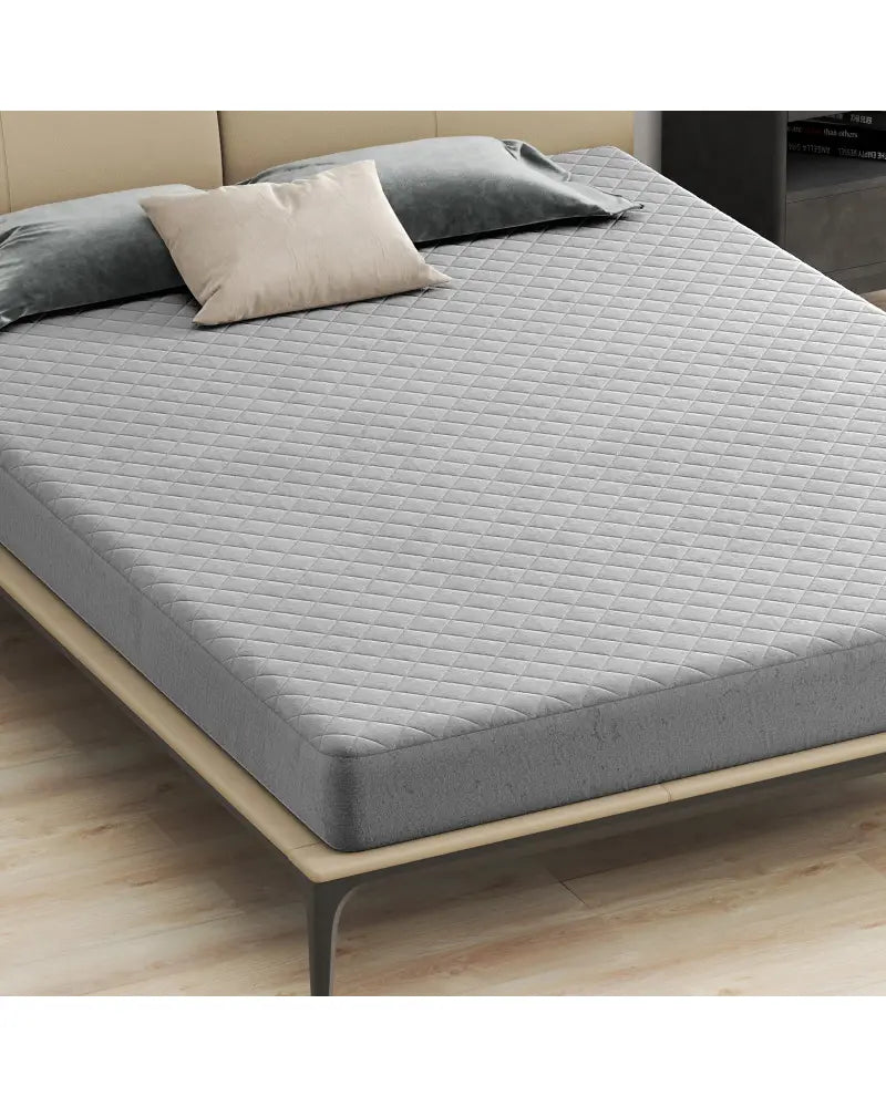 Twin/Queen/King Size Mattress Protector Luxury Super Soft Velvet Mattress Topper-Queen Size - Gray - Mattresses